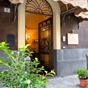 Manganelli Palace Szálloda